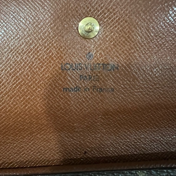 Louis Vuitton Monogram Long Wallet - Picture 5 of 6